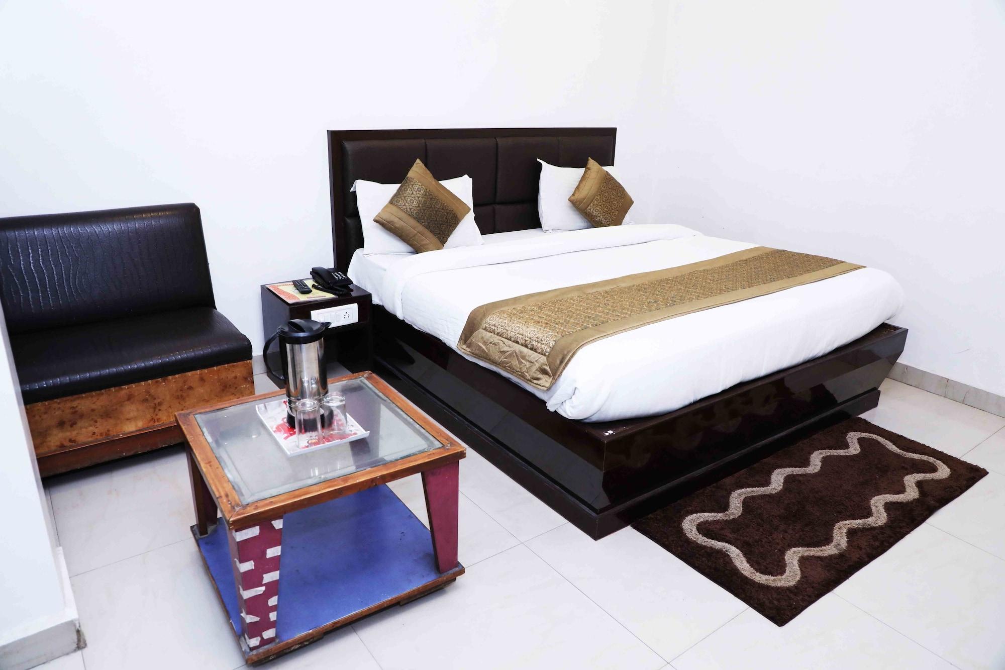 Oyo Flagship Kumar Palace Nowe Delhi Zewnętrze zdjęcie